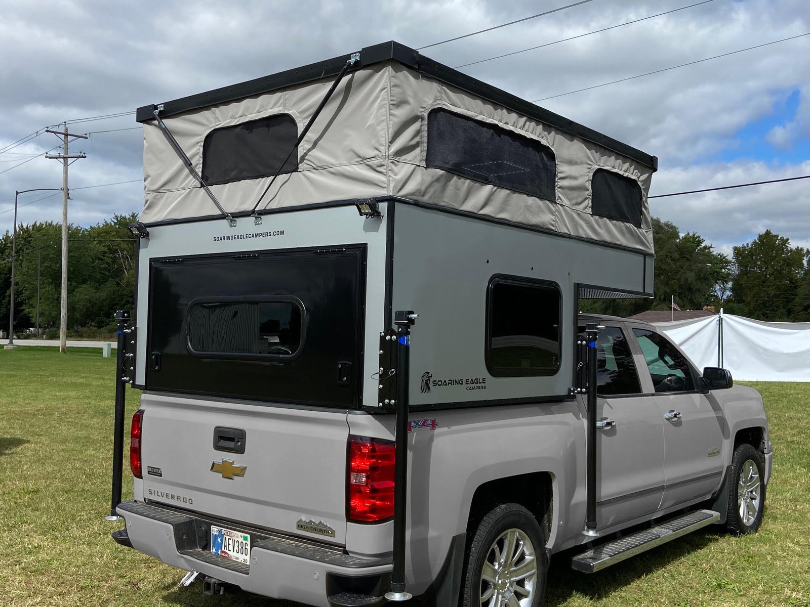 Soaring Eagle OV-X 5.5 Truck Topper