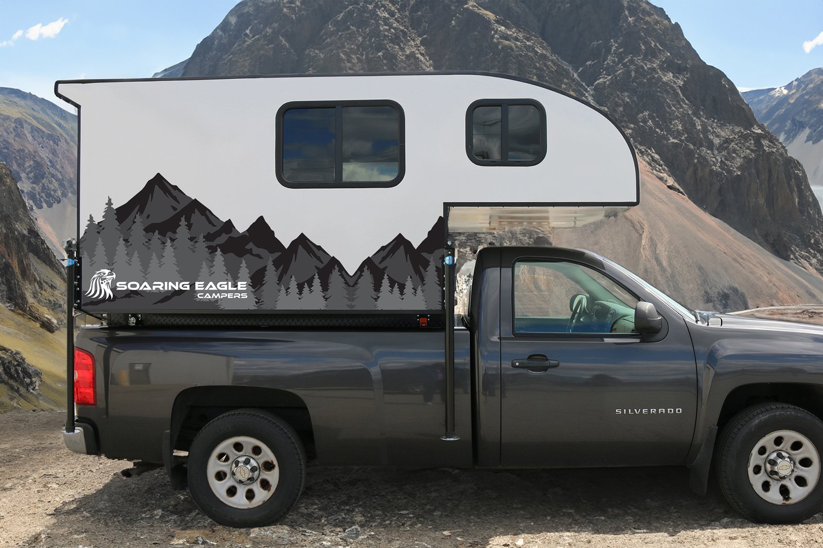 ADLAR 8.0 XL Truck Camper Soaring Eagle Campers AllAluminum Truck